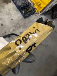 USZCZELKA DZWI TYŁ TYLNYCH LEWA PRAWA RENAULT CAPTUR I PRZEDLIFT