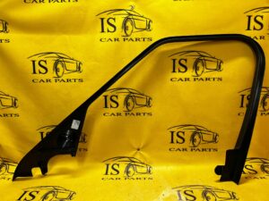 RAMKA OSŁONA LEWA DRZWI LEWYCH RANGE ROVER VOGUE L405