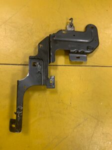 UCHWYT MOCOWANIE BLACHA PRZÓD JEEP WRANGLER JL