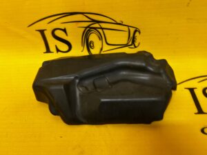 WYGŁUSZENIE OSŁONA SILNIKA WTRYSKÓW JAGUAR XJ X351 3.0 D