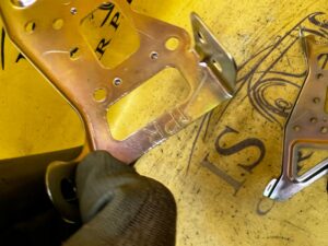 UCHWYT WSPORNIK MOCOWANIE BLACHA TOYOTA HILUX VIII 8