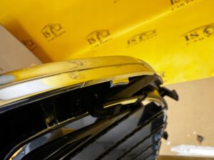 GRILL ATRAPA NERKA PRAWY PRAWA BMW 5 G30 G31 M-PAKIET SPORT NOWY OEM