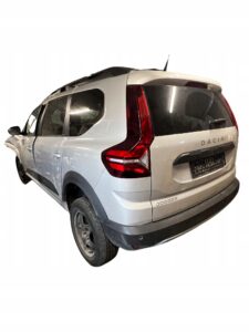 KOMPLET TYŁ KLAPA ZDERZAK ĆWIARTKA BŁOTNIKI WANNA PAS DACIA JOGGER TEKQF
