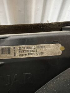 KOMPLET CHŁODNIC WENTYLATOR CHŁODNICA JAGUAR XJ X351 3.0D