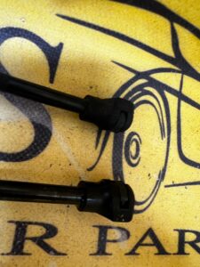 KOMPLET SIŁOWNIKI TELESKOPY KLAPY TYŁ BAGAŻNIKA RENAULT CAPTUR I PRZEDLIFT