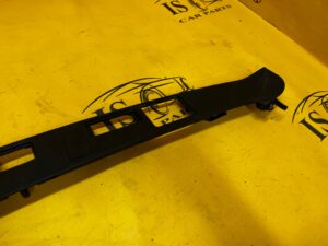 LISTWA KLAMKA KLAPY BAGAŻNIKA TYŁ RANGE ROVER VELAR L560