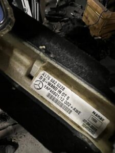 WYGŁUSZENIE PODSZYBIA MERCEDES W156 W176 INFINITI