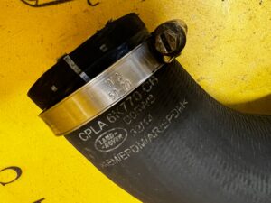 WĄŻ RURA PRZEWÓD INTERCOOLERA RANGE ROVER L405 4.4