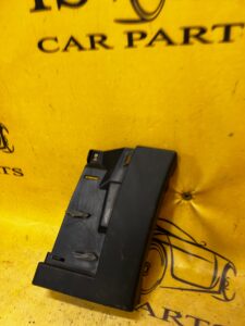 LISTWA ZAKOŃCZENIE PROGU BŁOTNIKA PRAWA RANGE ROVER EVOQUE L538