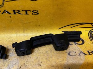 ŚLIZG UCHWYT MOCOWANIE ZDERZAKA PRAWY TYŁ AUDI A8 D4