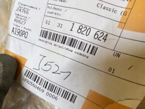 LISTWA DEKOR OZDOBNA PIONOWA SZYBY TYŁ BMW 5 E12 E28 NOWA OEM