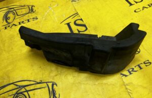 WYGŁUSZENIE PIANKA BŁOTNIKA PRZÓD LEWY LEWE RANGE ROVER VELAR L560