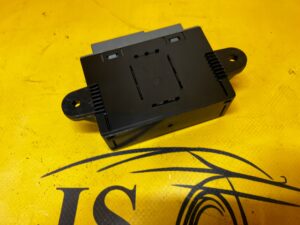 MODUŁ STEROWNIK DRZWI PASAZERA PRZÓD PRAWY FORD FIESTA MK8