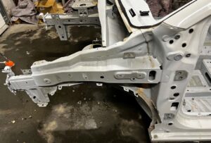 ĆWIARTKA PRZÓD PODŁUŻNICA SŁUPEK PRÓG DACH DACIA SANDERO 2023 III 3