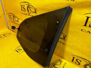 SZYBA KAROSERYJNA UCHYLNA BŁOTNIKA TYŁ PRAWY PRAWA DACIA JOGGER 2021R