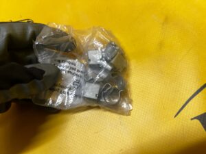 8 X ZACISK MOCOWANIE PRZEWODU BMW NOWY OEM