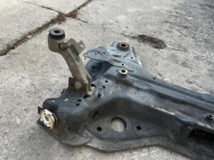 WÓZEK BELKA SANKI ZAWIESZENIE PRZÓD CITROEN C4 GRAND PICASSO II