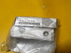 ŚWIECA ZAPŁONOWA BMW 8 E31 7 E32 E38 5 E34 E39 3 E30 E36 Z3 E36 NOWA OEM