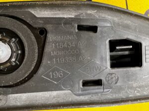 KOMPLET RELINGI DACHOWE LEWY PRAWY DACIA SANDERO III STEPWAY 2023R