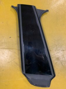 PRAWA LISTWA ŚRODKOWEGO SŁUPKA PEUGEOT 508 II 19R