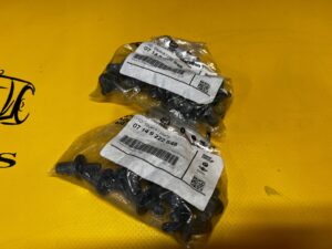 10 X KOŁEK DO NITOWANIA JEDNOSTRONNEGO BMW M6X13,3 NOWY OEM