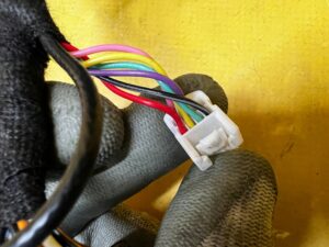 LUSTERKO PRAWE 18 PIN KAMERA ASYSTENT RENAULT ESPACE VI EU