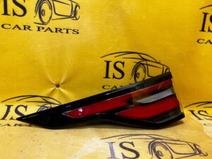 LAMPA LEWY TYŁ LAND ROVER L462 DISCOVERY V