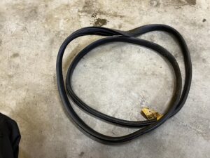 USZCZELKA DRZWI PRZÓD PRZEDNICH LEWA PRAWA DACIA JOGGER