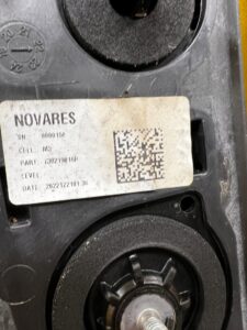 KOMPLET RELINGI DACHOWE LEWY PRAWY DACIA SANDERO III STEPWAY 2023R