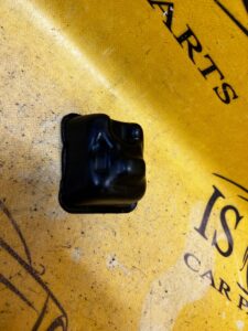 PRAWE LEWE WYPEŁNIENIE WYGŁUSZENIE PIANKA BŁOTNIKA GENESIS GV70