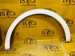 OSŁONA LISTWA BŁOTNIKA SIERP PRAWA GENESIS GV70 BIAŁA PERŁA