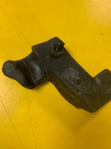 GĄBKA WYGŁUSZENIE PRAWY PRZÓD JEEP WRANGLER JL