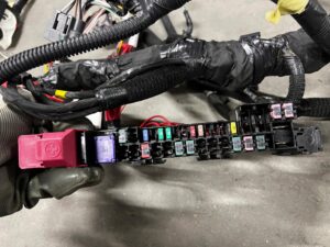 WIĄZKA INSTALACJA OKABLOWANIE SILNIKA RENAULT ESPACE VI EU