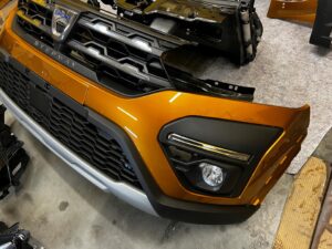 KOMPLETNY PRZÓD CHŁODNICE MASKA LAMPY DACIA SANDERO STEPWAY III 3 RUDY