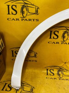 OSŁONA LISTWA BŁOTNIKA SIERP PRAWA GENESIS GV70 BIAŁY AKRYL