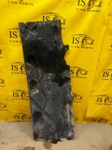 OSŁONA PŁYTA PODŁOGA PODWOZIA LEWA BMW 1 F40