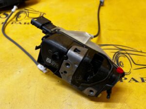 ZAMEK DRZWI TYŁ PRAWY 6 PIN PEUGEOT 3008 II