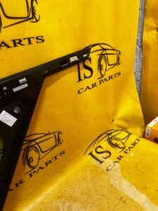 SZYBA KAROSERYJNA LEWA LR DISCOVERY V L462