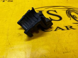 TULEJA USZCZELNIAJĄCA GÓRNA RANGE ROVER VELAR L560