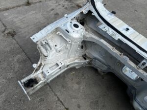 ĆWIARTKA PODŁUŻNICA PRÓG FARTUCH PRAWA PRAWY SKODA SCALA