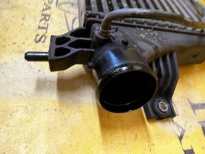 CHŁODNICA POWIETRZA INTERCOOLER TOYOTA HILUX VIII 8 2.4D D4D