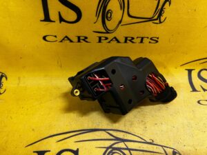 SKRZYNKA BEZPIECZNIKÓW BEZPIECZNIKI PORSCHE CAYENNE 7P5 7P0