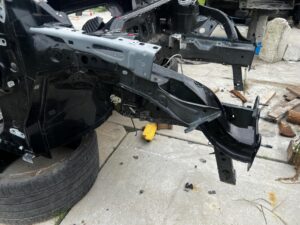 ĆWIARTKA PODŁUŻNICA SŁUPEK PRAWY PRZÓD FORD ESCAPE MK4 USA 2020