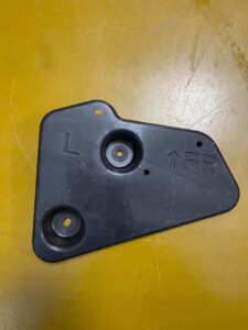 LEWA OSŁONA PODWOZIA ZAWIESZENIA INFINITI Q50