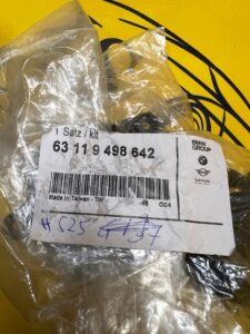 ZESTAW NAPRAWCZY REFLEKTORA PRZÓD BMW 8 G15 G16 M8 F91 F92 X7 G07 NOWY OEM