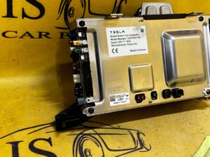 MODUŁ STEROWNIK KOMPUTER ASYSTENTA AUTOPILOTA TESLA MODEL 3 PRZEDLIFT