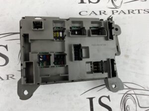 SKRZYNKA BEZPIECZNIKÓW BMW E71 X6M X6 X5 E70