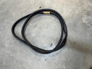 USZCZELKA DRZWI PRZÓD PRZEDNICH LEWY LEWA DACIA LODGY LIFT 2022R