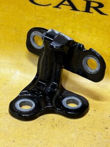 ZAWIAS DRZWI GÓRNY PRAWY RANGE ROVER VOGUE L405