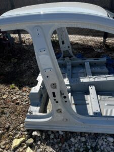 ĆWIARTKA PRÓG SŁUPEK PRAWY DACIA SANDERO III